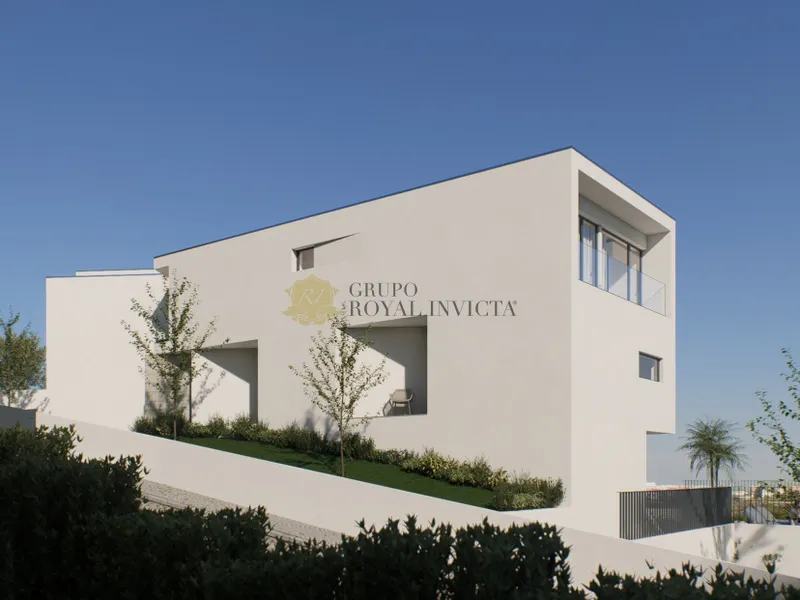 New 3-bedroom houses with 3 facades in a gated community with swimming pool.