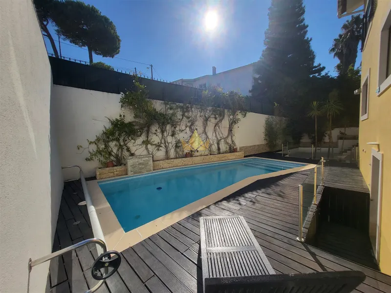 Exclusieve villa met zwembad en bioscoopkamer – comfort en elegantie - Cascais