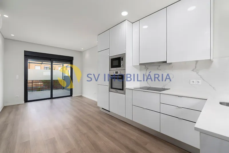 Moradia Geminada T1