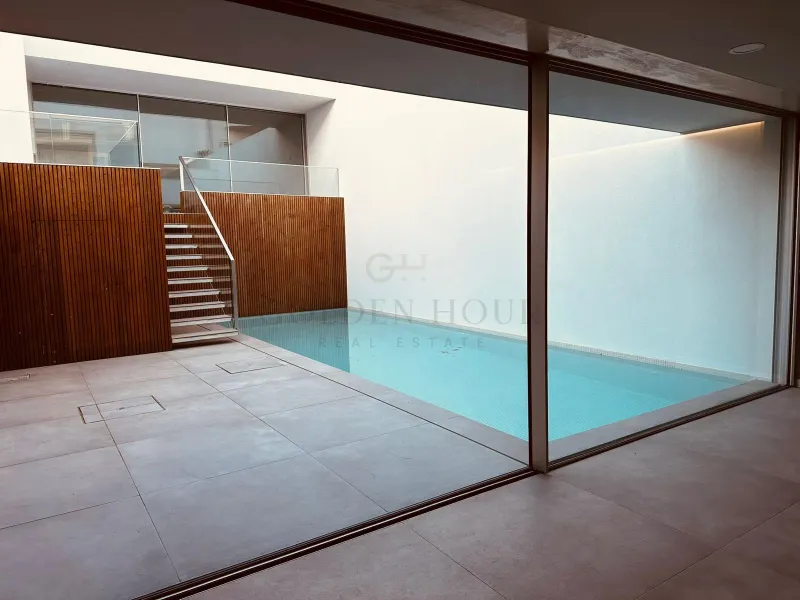 Semi-detached house T4