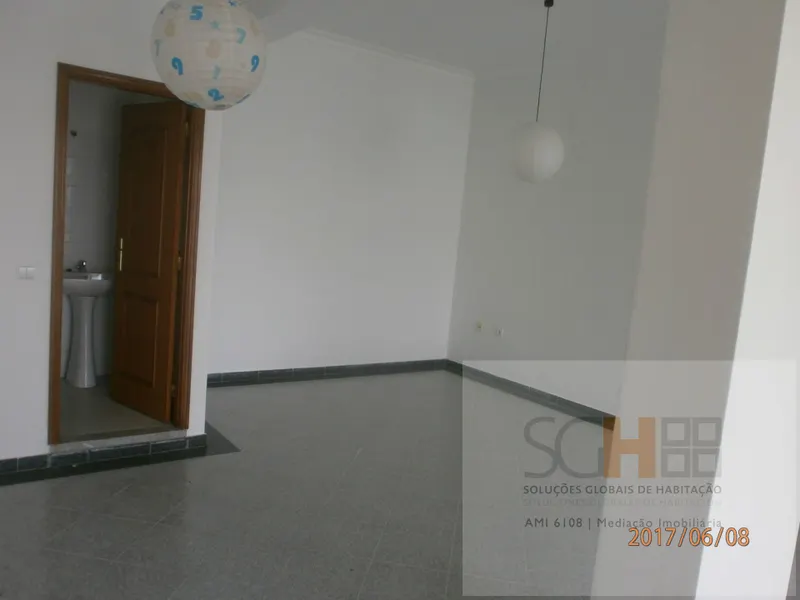 loja arrendar, carapalha