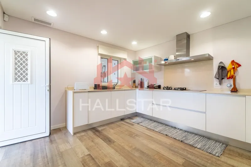 3-Bedroom Single-Story House / Jacuzzi / Gândara dos Olivais