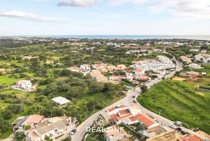 Moradia V3 na Mosqueira