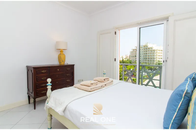 Apartamento T3 com Vista Mar e Marina – Vilamoura