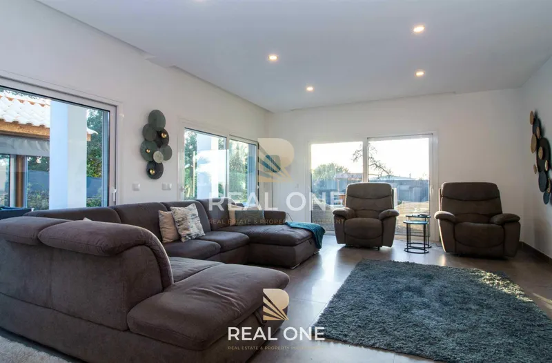 ✨ Moradia de Luxo com Piscina Privada e Projeto Extra Aprovado ✨ - Exclusivo