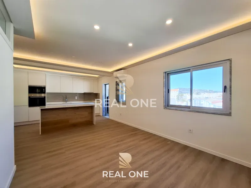 T3 Totalmente Remodelado | Vista Mar | Zona Premium de Loulé