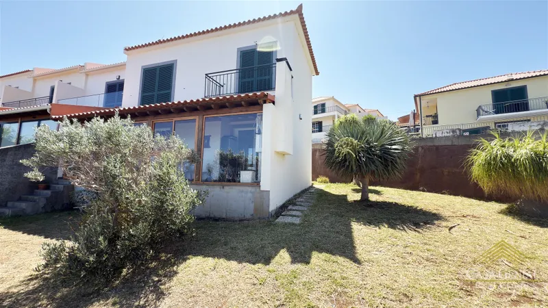 Viviendas Adosadas en barrio 2 habitaciones