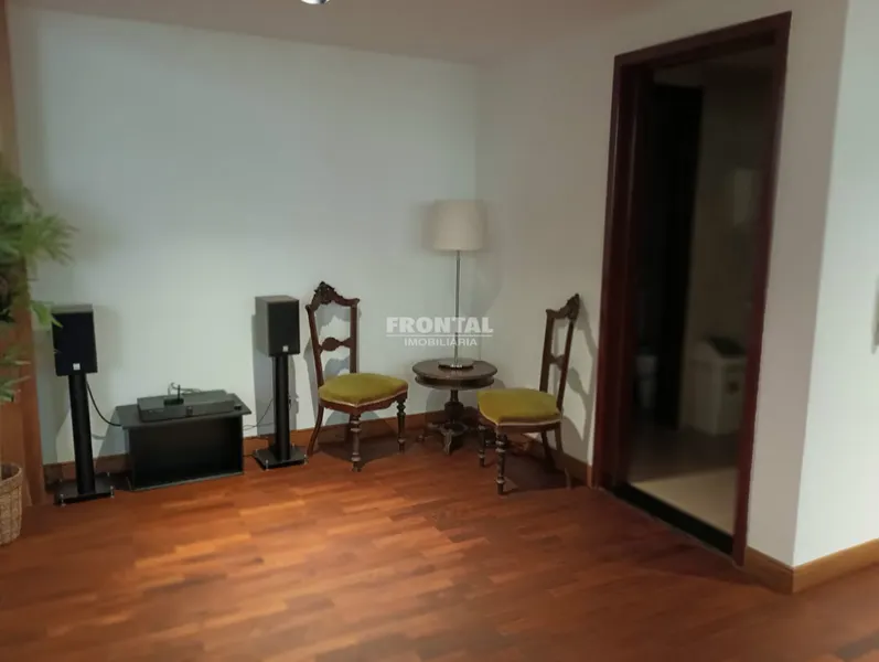 Escritório ao Rio Douro