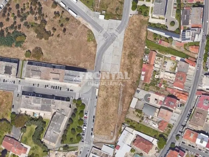 Terreno Const. Altura à Areosa - para permuta