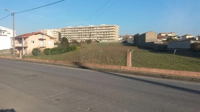 Terreno para Construção - 6.600 m² &#124; São Romão do Coronado, Trofa