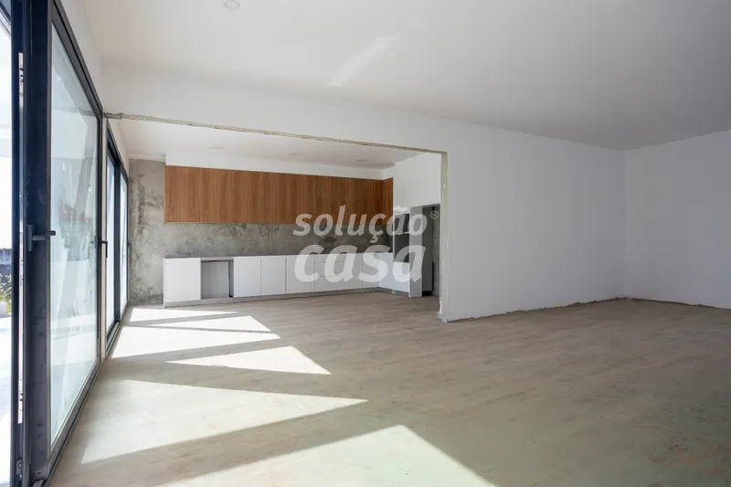 Moradia TÉRREA T3 com Piscina, localizada em Cortegaça!