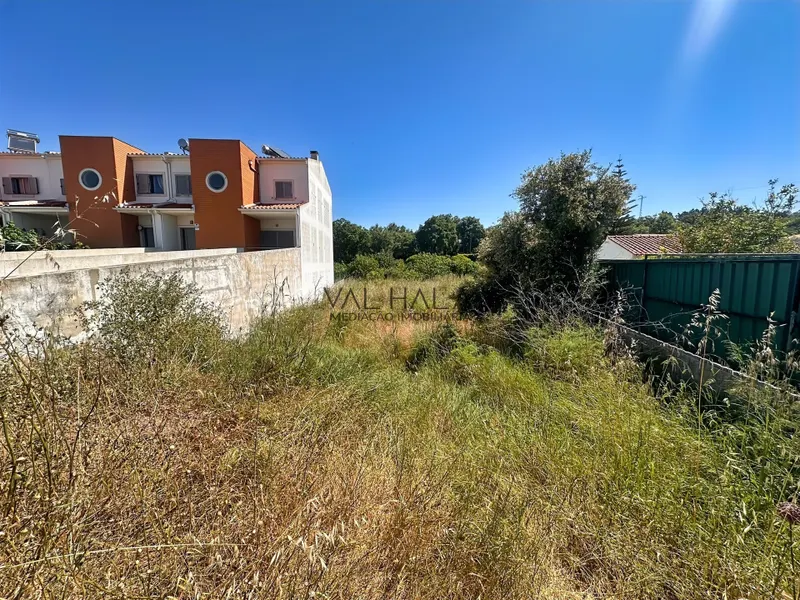 Terreno para Construção em Sesimbra com 540 m² no Coração da Serra da Arrábida