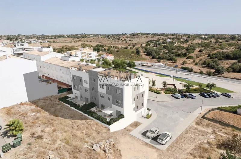 Appartement 2 chambres, Estômbar, Lagoa