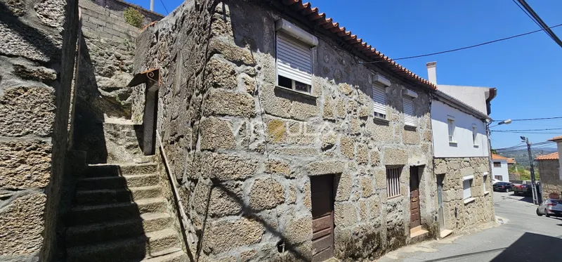 Moradia em Pedra - Vale Formoso , Covilhã